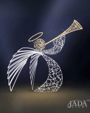 Lysende 3D-englemotiv i hvid og varm hvid LED med trompet og glorie, vist som elegant juledekoration på mørk baggrund til stemningsfuld udsmykning.