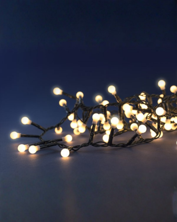 Mini cherrylight lyskæde med varmt hvidt lys og sort ledning