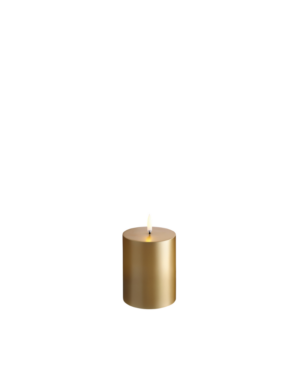 Uyuni LED pillar candle, gold finish, smooth, 7,8x10 cm